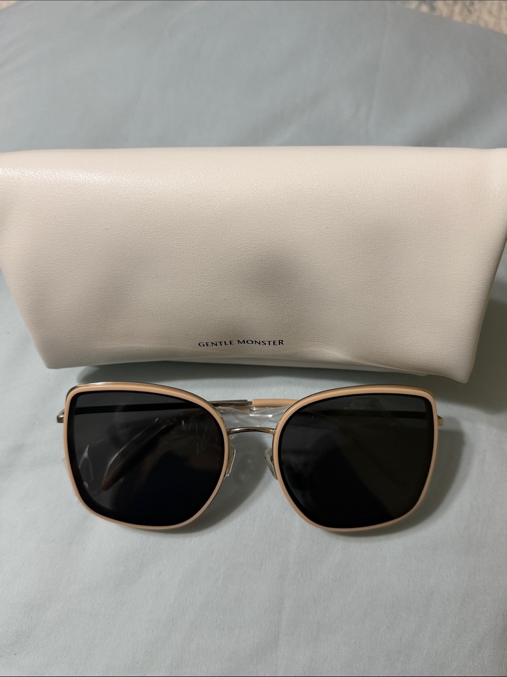 GENTLE MONSTER Beige Frame Black Lens Women's Sunglasses